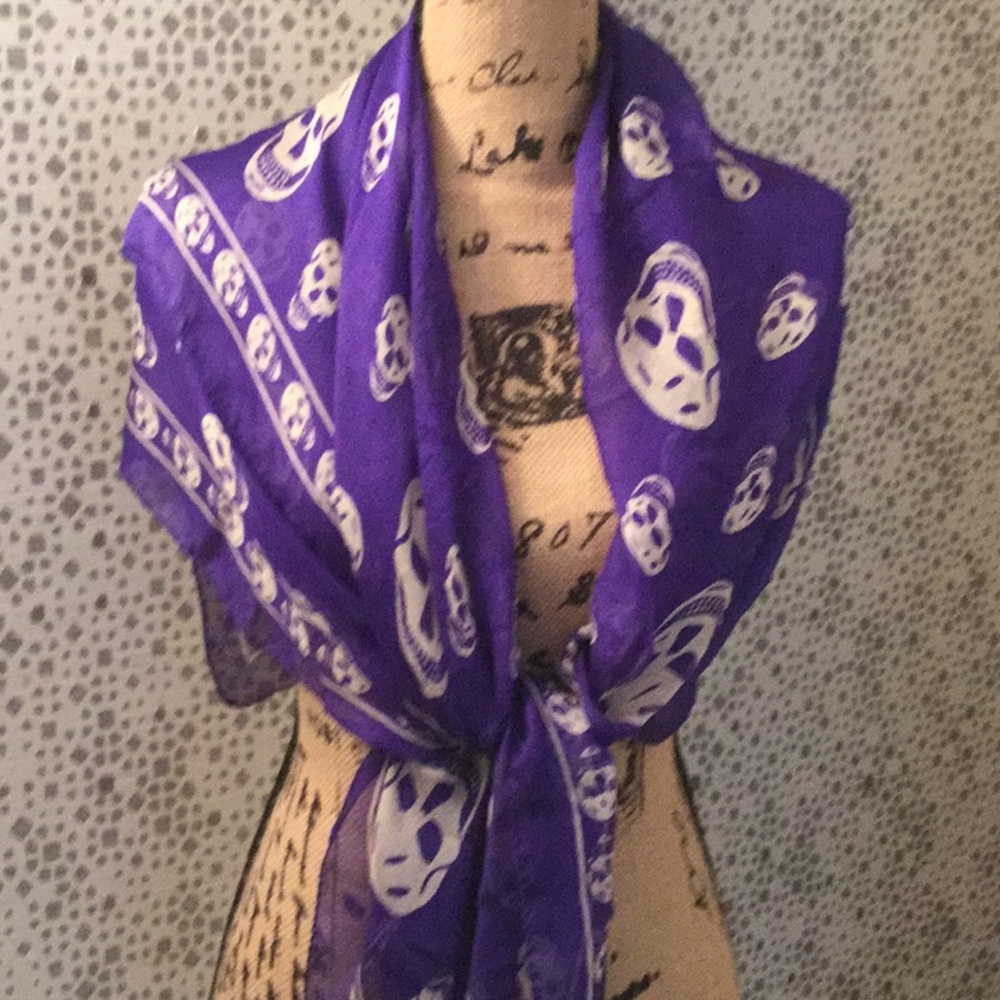 Authentic Alexander McQueen scarf